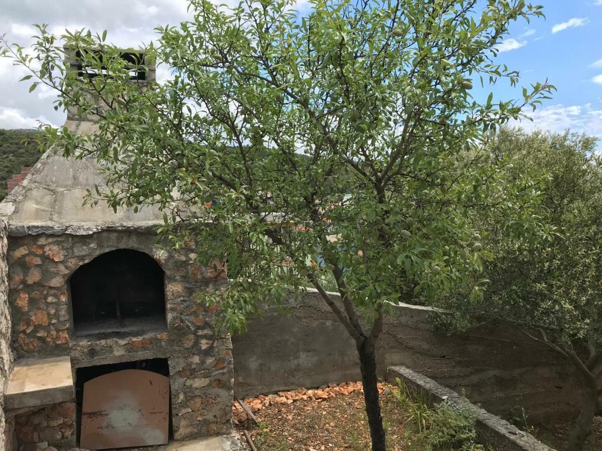 Vinišće Apartman Emilija מראה חיצוני תמונה